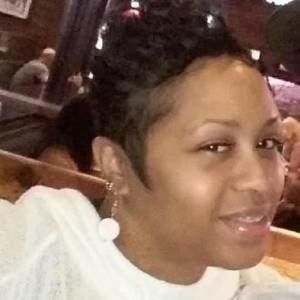 Meet your Posher, Alicia